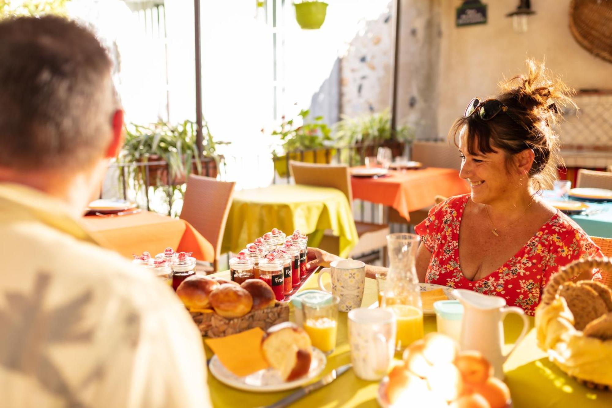 La Tour Du Terroir Bed & Breakfast Rivesaltes Ngoại thất bức ảnh